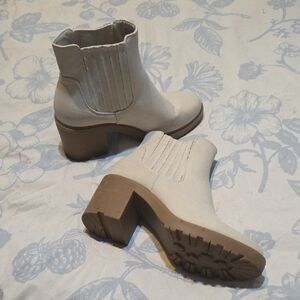 Elegant Cream Ankle Boots